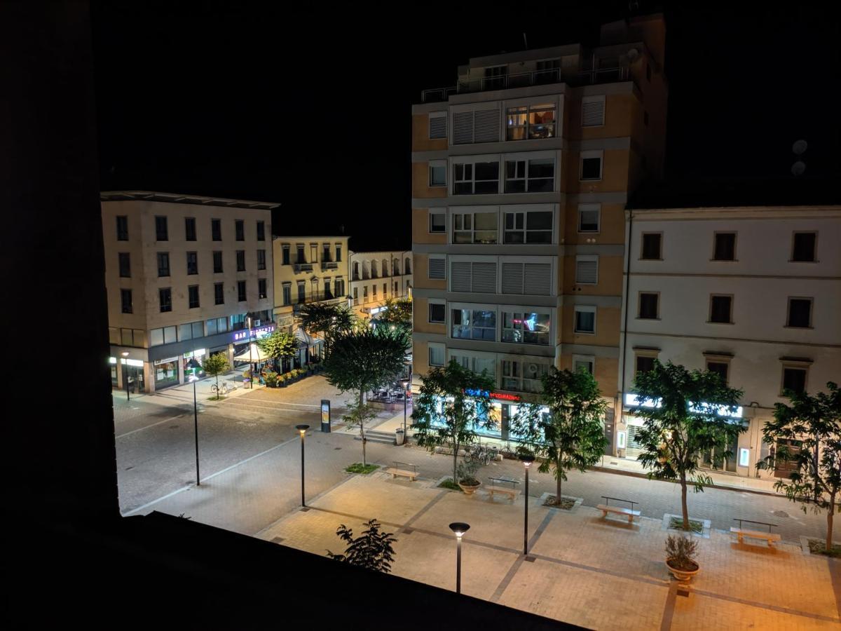 Piazza Duomo Deluxe Cecina (Livorno) Exterior foto